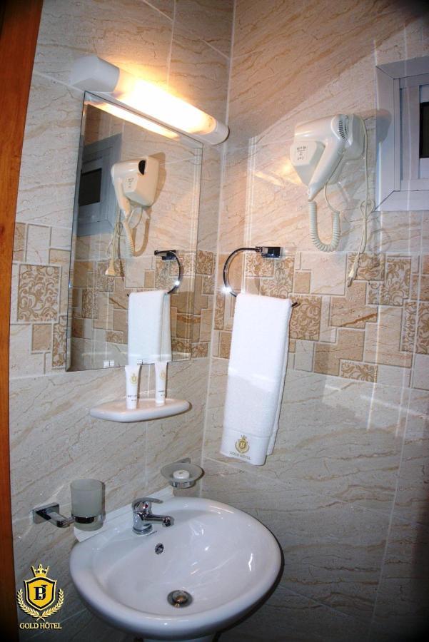 Gold Hotel Bafang المظهر الخارجي الصورة